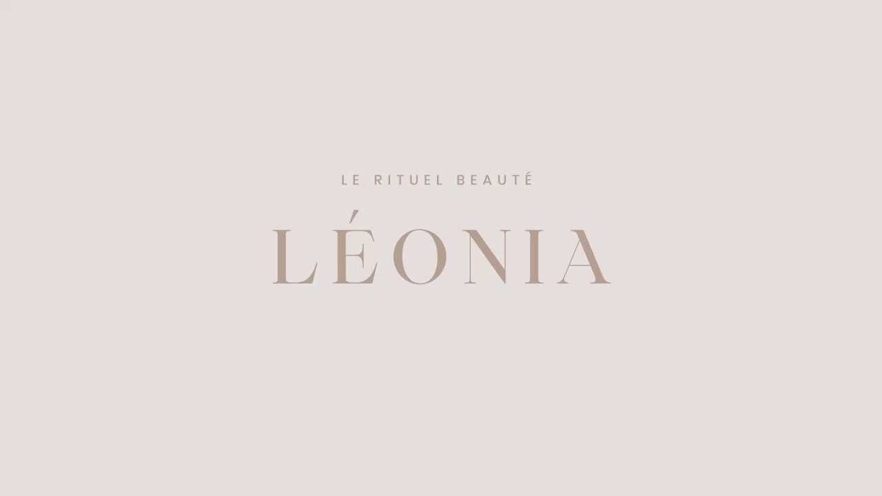 Vidéo de présentation du rituel beauté de la gamme Léonia au thé blanc, gel nettoyant, sérum et crème